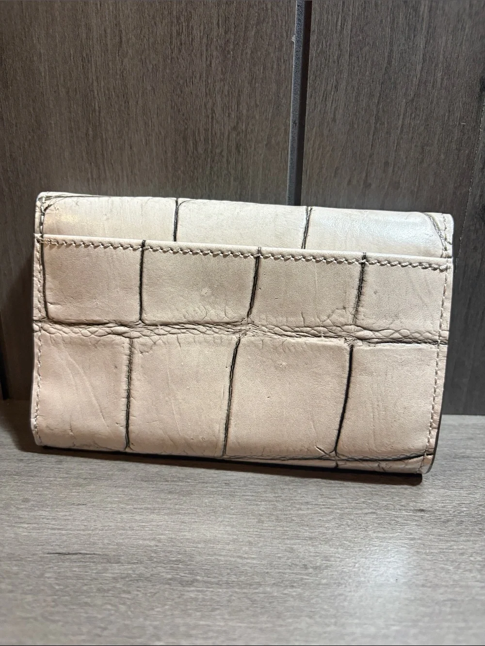 Dooney & Bourke Off-White Croc-Embossed Leather Wallet with Metal Logo Plaque